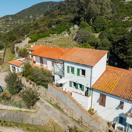 La Casa Delle Gemelle - Goelba アパート Patresi